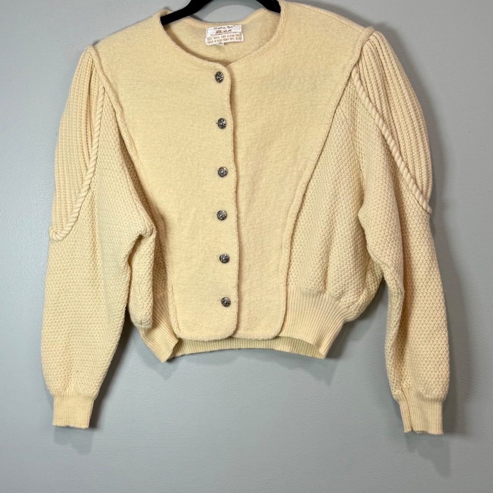 Tally-Ho Vintage 80's 100% Wool Cardigan Sweater Cream Puff Sleeve M